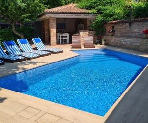 Villa Amalia Apartments Malinska Croatia