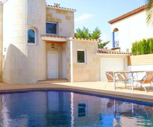 APART RENT CASAS CON PISCINA Empuriabrava Spain