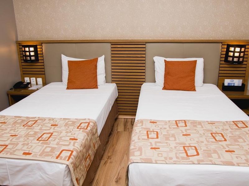 Hotel Photo 7