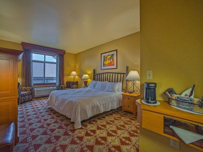 Hotel Photo 9