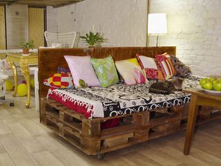 Луна на Моховой