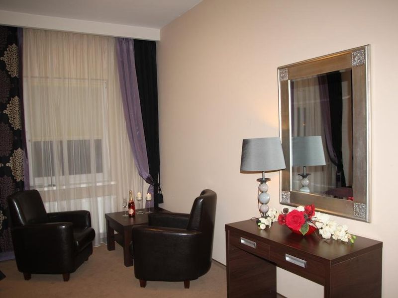 Hotel Photo 1