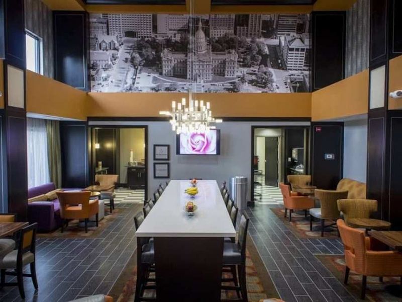 Hotel Photo 16