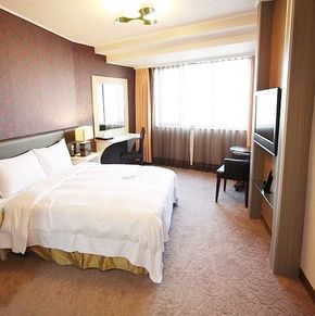NearBy Hotel