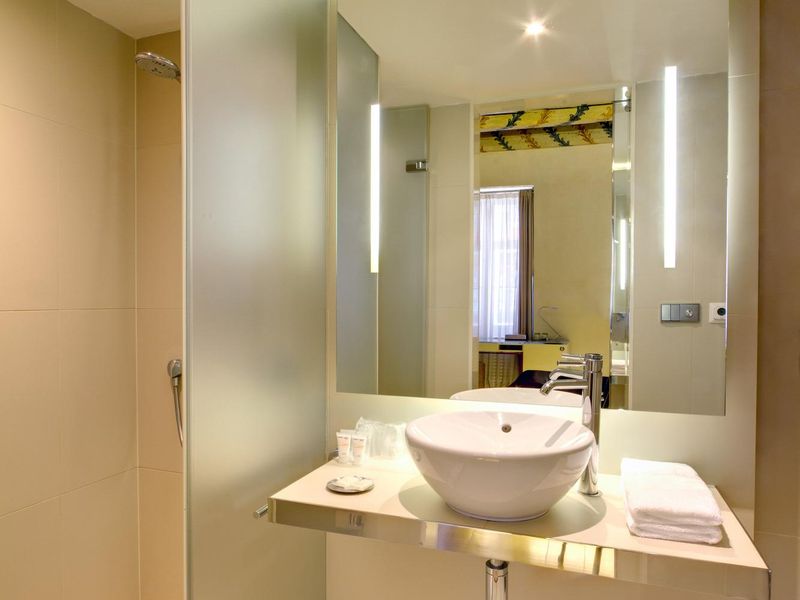 Hotel Photo 10