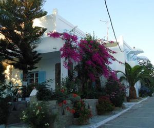 Yannis Maria Rooms Andiparos Greece