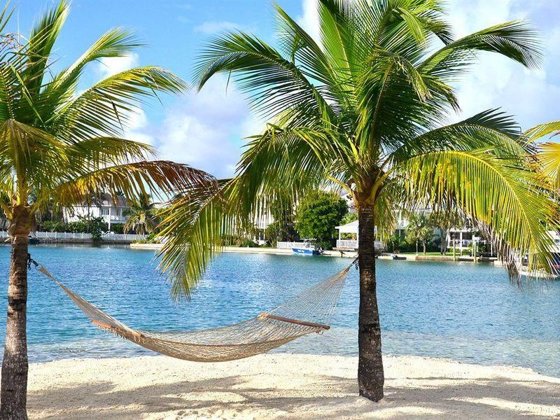 Sandyport Beach Resort