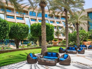 Фото отеля Al Raha Beach Hotel