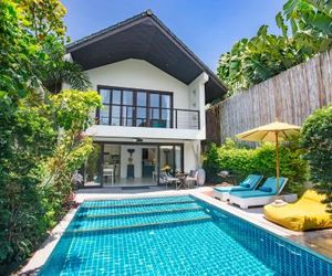Villa Chok in a beachfront villa resort Mae Nam Thailand