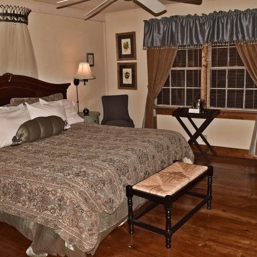 Photo of The Overlook Inn Bed and Breakfast