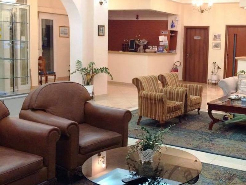 Hotel Photo 8