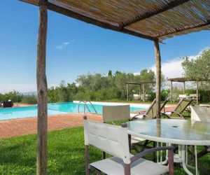 Charming Farmhouse in Badia a Cerreto with Swimming Pool Montaione Italy