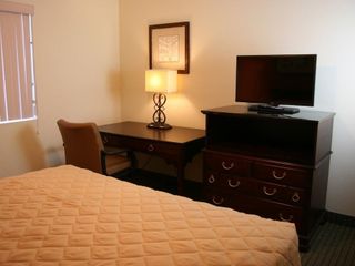 Фото отеля Affordable Suites - Fayetteville/Fort Bragg