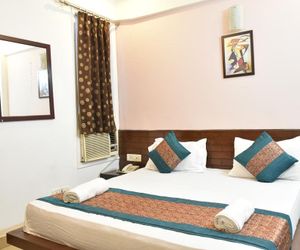 Hotel Port View Samalka India