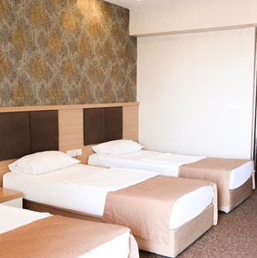 NearBy Hotel