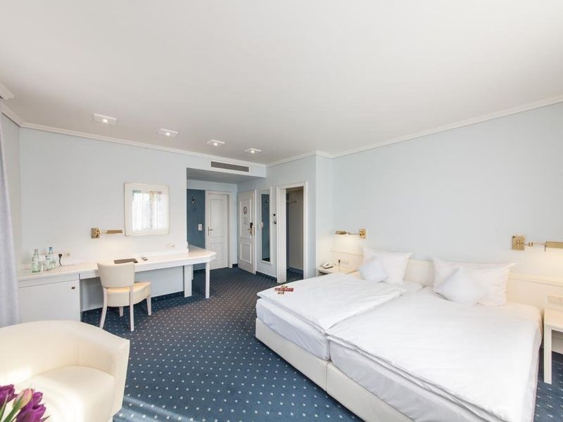 Hotel Photo 3