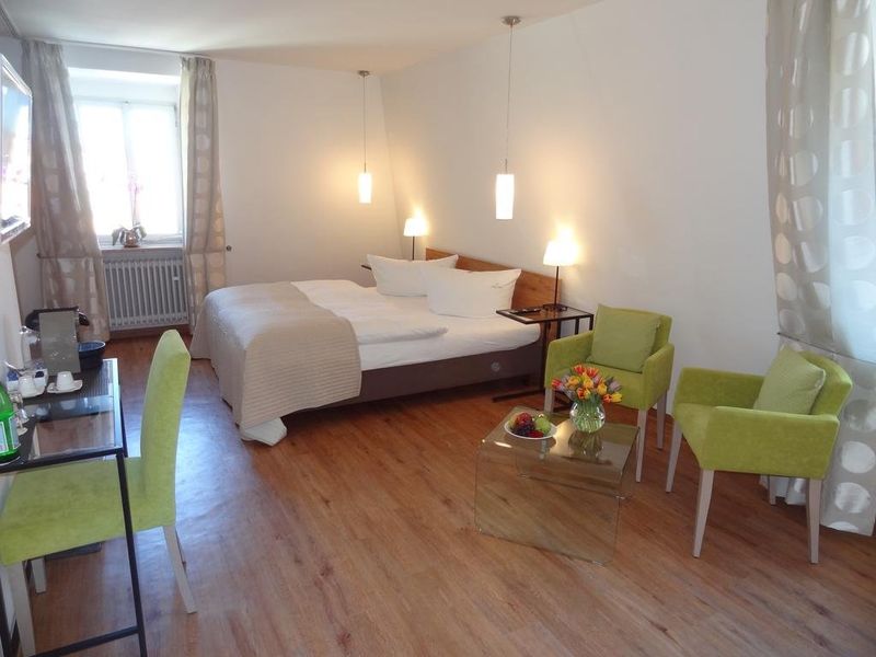 Hotel Photo 9