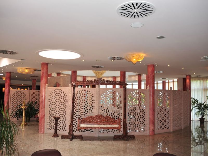 Hotel Photo 9