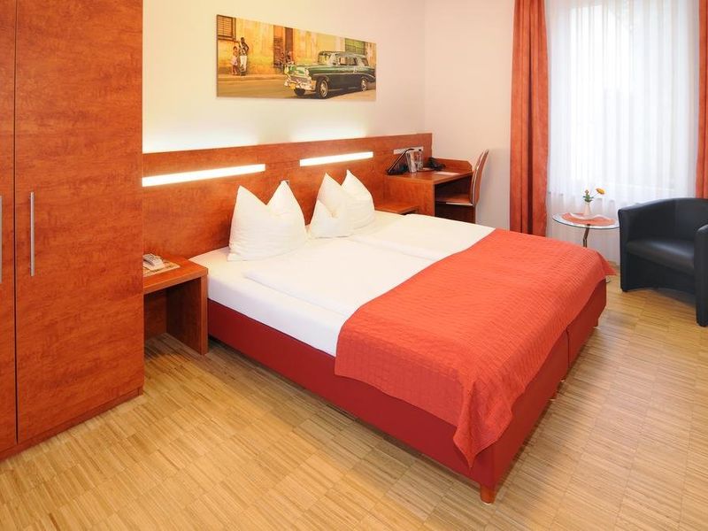 Hotel Photo 3