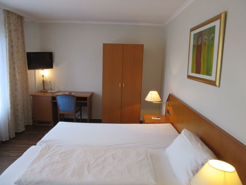 Hotel Photo 1