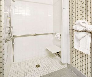 MICROTEL INN & SUITES BY WYNDH Aurora United States