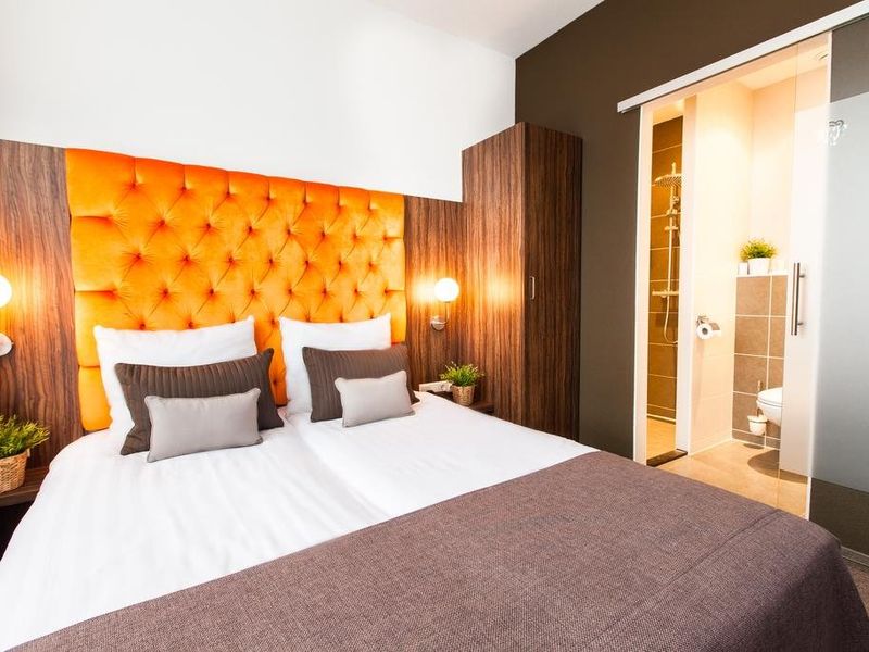 Hotel Photo 1