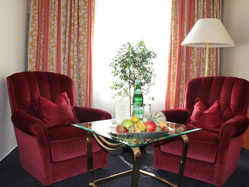 Hotel Photo 6