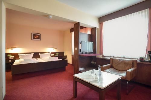 Hotel Photo 6