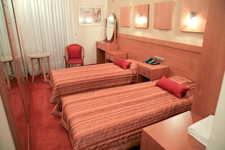 Hotel Photo 1