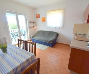 Apartment Valter Malinska Croatia
