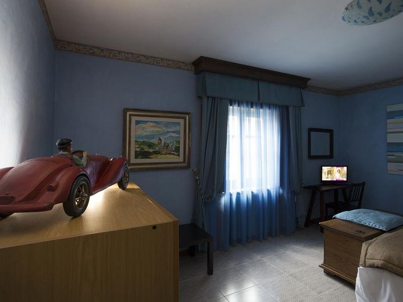 Hotel Photo 4