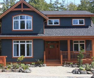 Coast and Toast Bed & Breakfast Ucluelet Canada