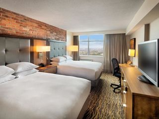 Hotel pic Doubletree by Hilton Toronto Airport, ON