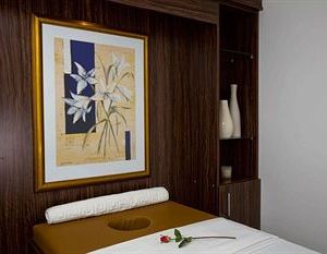 Phoenix Plaza Hotel Apartments Abu Dhabi City United Arab Emirates