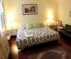 Toronto Garden Inn Bed & Breakfast Toronto Canada