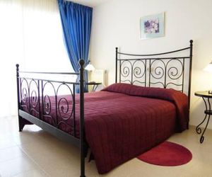 RESIDENCIA ES CASTELLOT - ONLY ADULTS OVER 60 Santa Ponsa Spain
