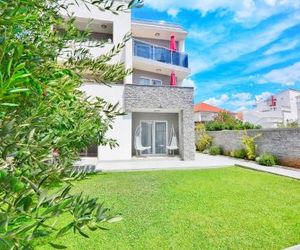 Apartments Maritea Vodice Croatia