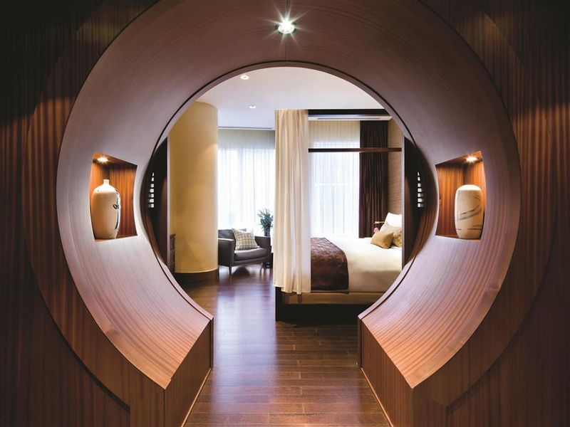 Shangri-La Toronto