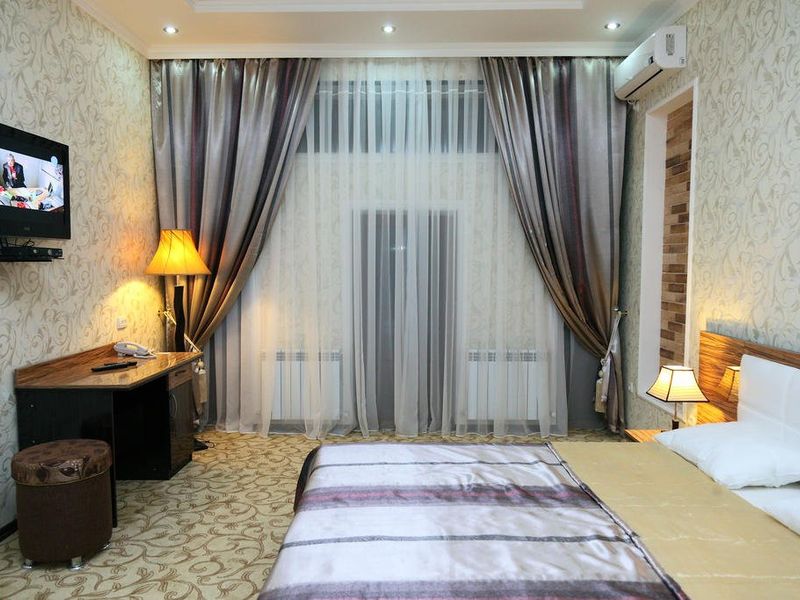 Hotel Photo 1
