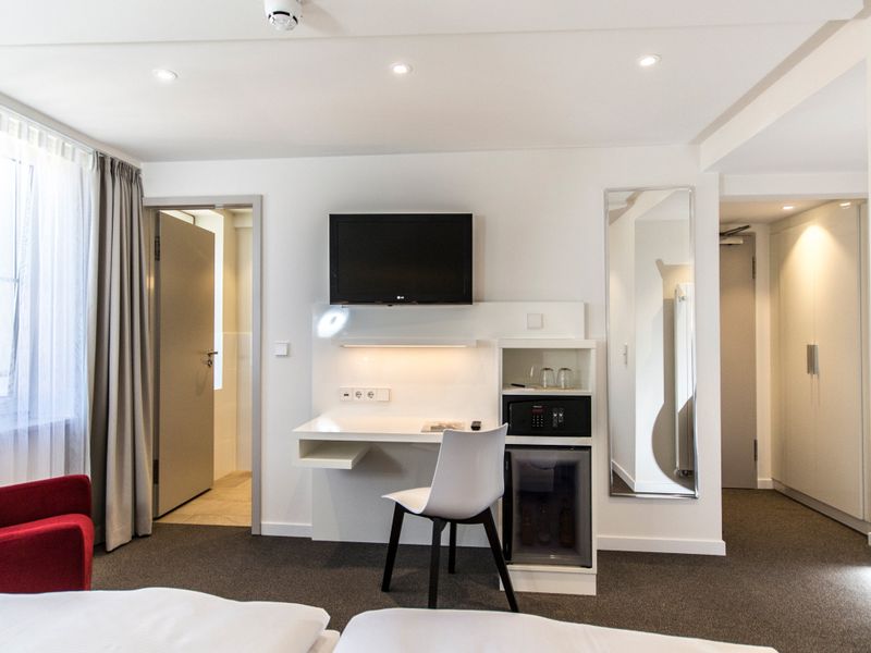 Hotel Photo 6