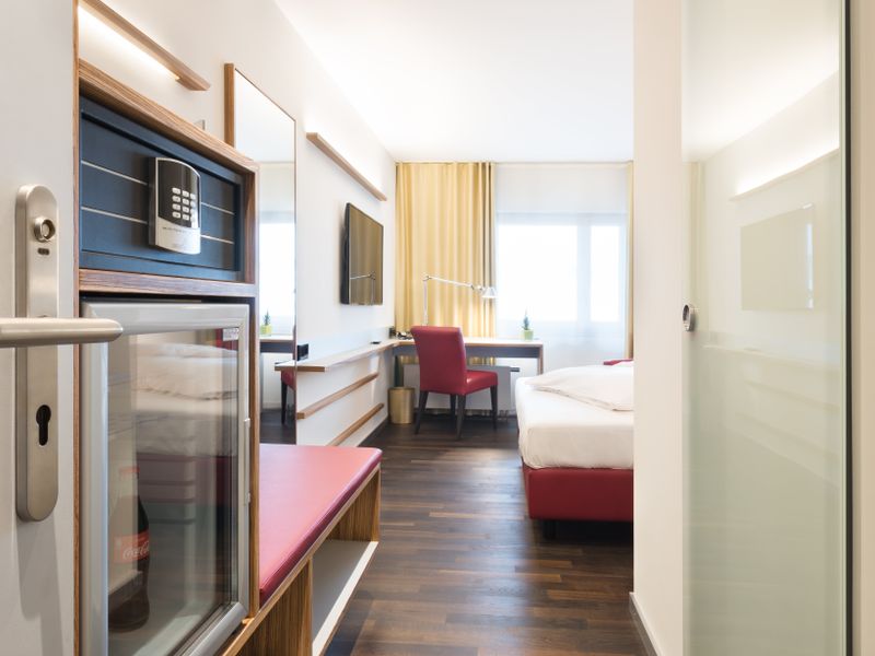 Hotel Photo 5