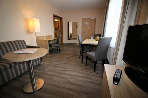 Hotel Photo 9