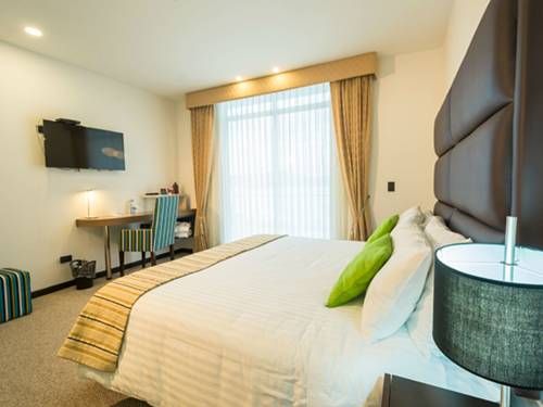 Hotel Photo 12