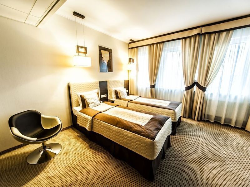 Hotel Photo 1