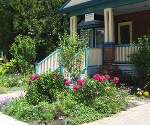 Woodmont Guest House Stratford Canada