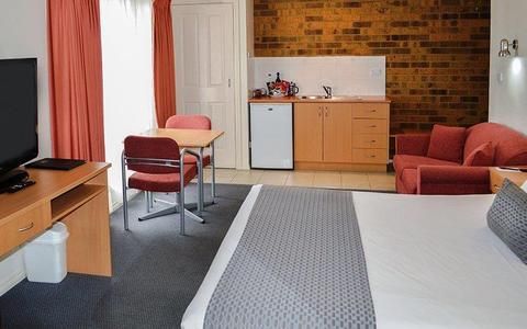 Hotel Photo 5
