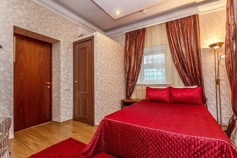 Снять отель недорого. Гостиница Бонжур Зеленоград. Гостиница Xenia City Hotel Zelenograd. Зеленоград 2 микрорайон гостиница Бонжур. Отель Бонжур Санкт-Петербург.