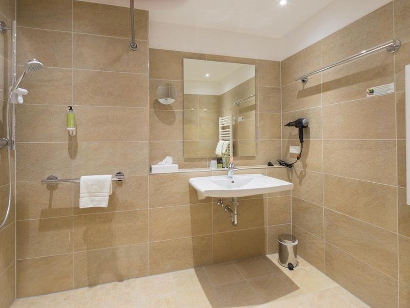 Hotel Photo 9