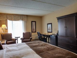 Hotel pic Le President Sherbrooke