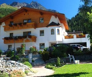 Haus Stark Pettneu am Arlberg Austria